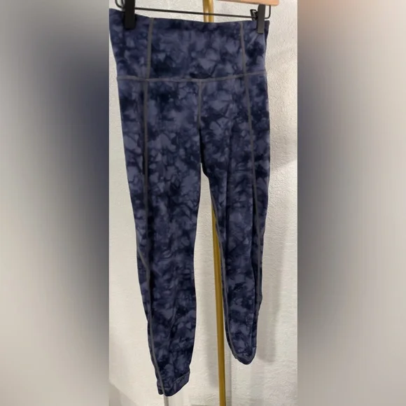Athleta Blue Tie-Dye High-Rise Leggings | Size Small - Picture 4 of 11
